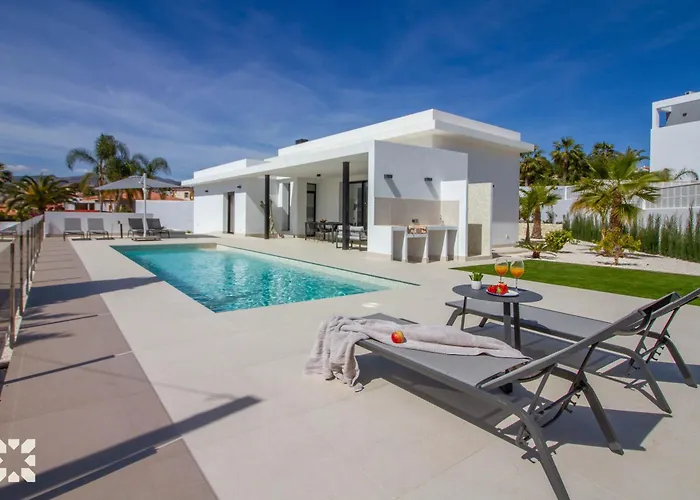 Villa Aquiles By Abahana Villas