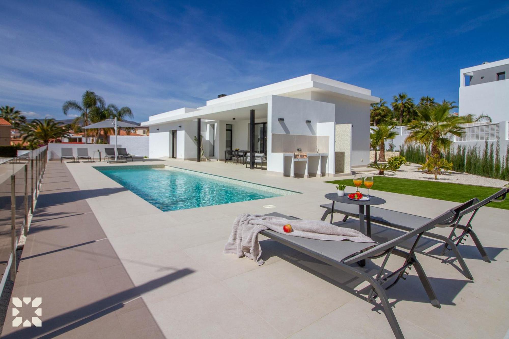 Villa Aquiles By Abahana Calpe